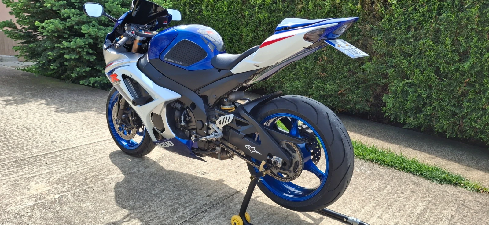 Suzuki Gsxr 1000 K8 - изображение 4