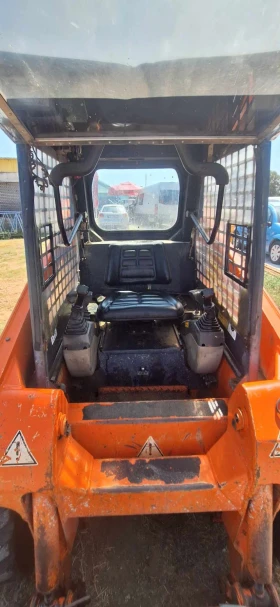 Мини челни товарачи DOOSAN 430 Plus, снимка 10