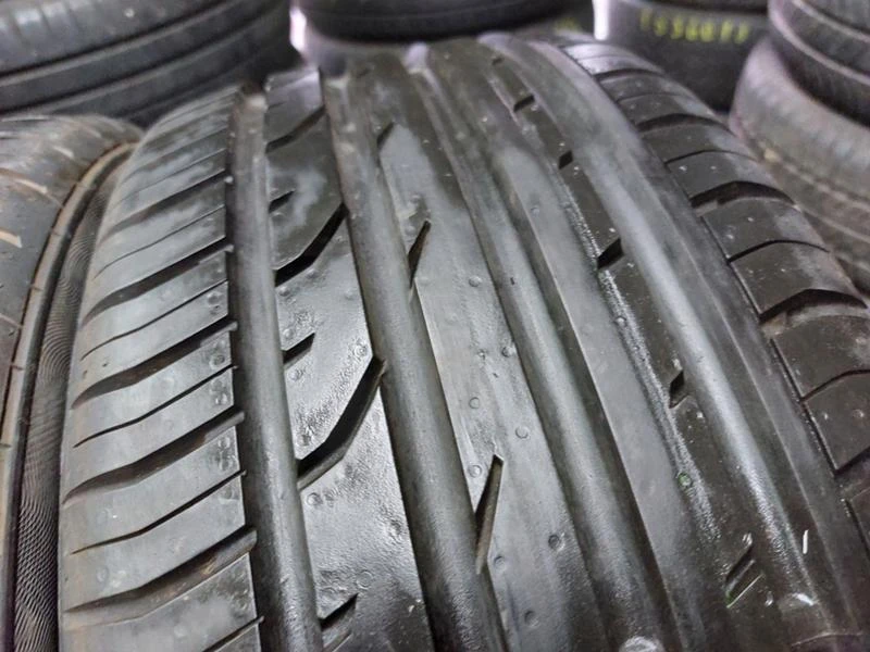 Гуми Летни 215/40R17, снимка 3 - Гуми и джанти - 36274978