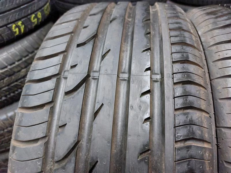 Гуми Летни 215/40R17, снимка 2 - Гуми и джанти - 36274978