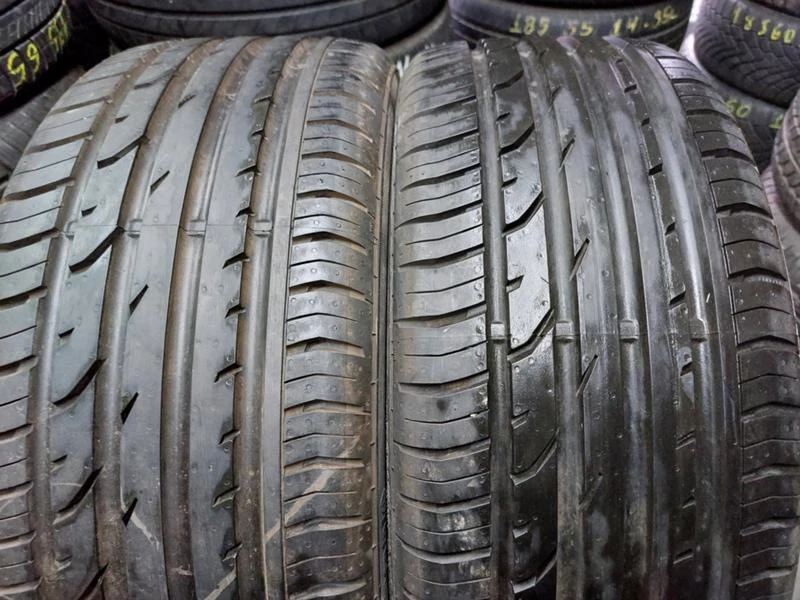 Гуми Летни 215/40R17, снимка 1 - Гуми и джанти - 36274978