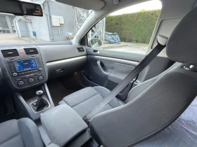 VW Golf 1.6 ТОП СЪСТОЯНИЕ, снимка 14