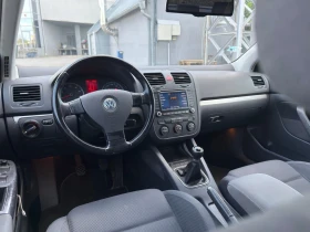VW Golf 1.6 ТОП СЪСТОЯНИЕ, снимка 11