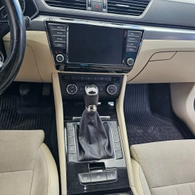 Skoda Superb, снимка 8