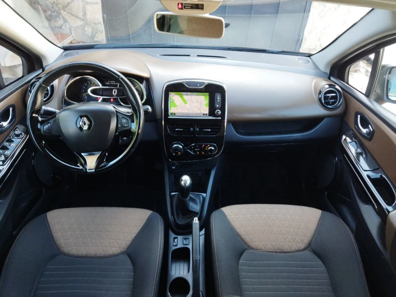 Renault Clio 0, 9TceКамера* Нави, снимка 16 - Автомобили и джипове - 43492637