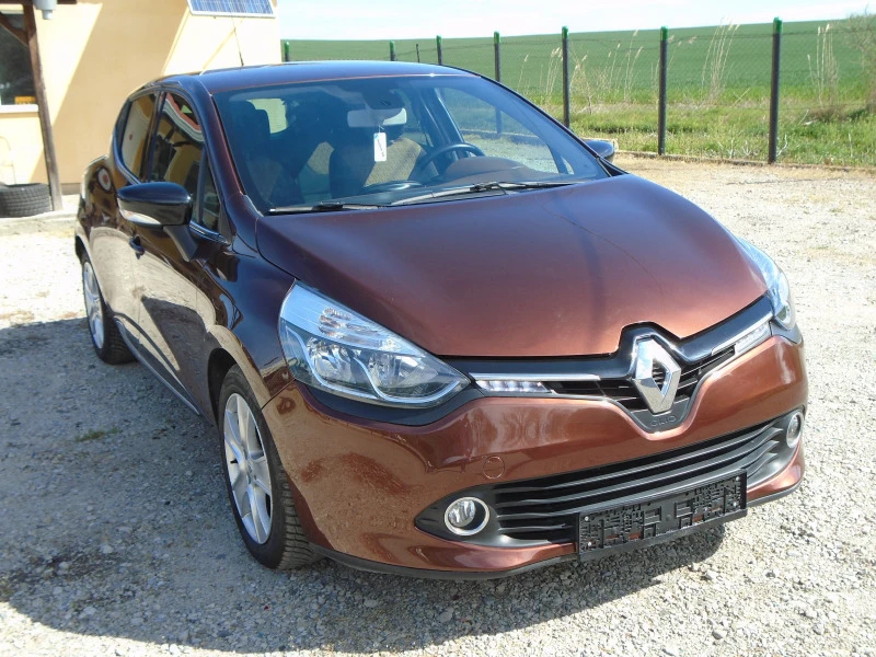 Renault Clio 0, 9TceКамера* Нави, снимка 2 - Автомобили и джипове - 43492637