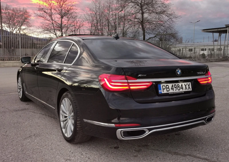 BMW 740 LD, Xdrive, 4xTV, Laser, Carbon, ЛИЗИНГ, БАРТЕР, снимка 3 - Автомобили и джипове - 47971767