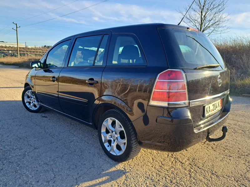 Opel Zafira 1.9CDTI, снимка 4 - Автомобили и джипове - 47791487