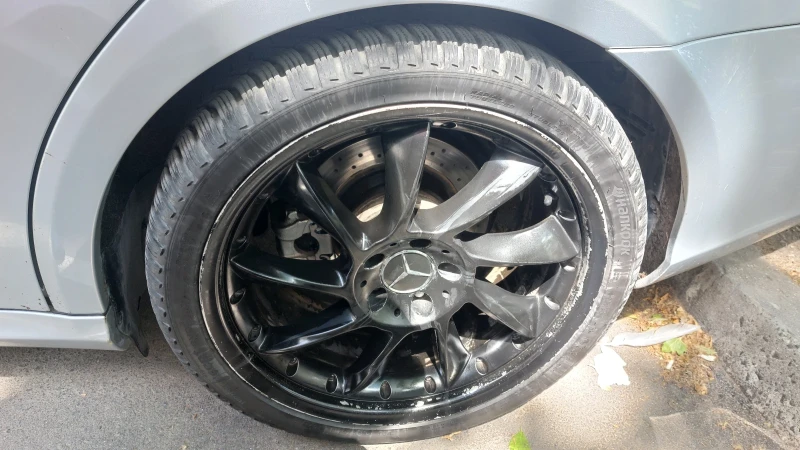 Mercedes-Benz CLS 500, снимка 17 - Автомобили и джипове - 52093855