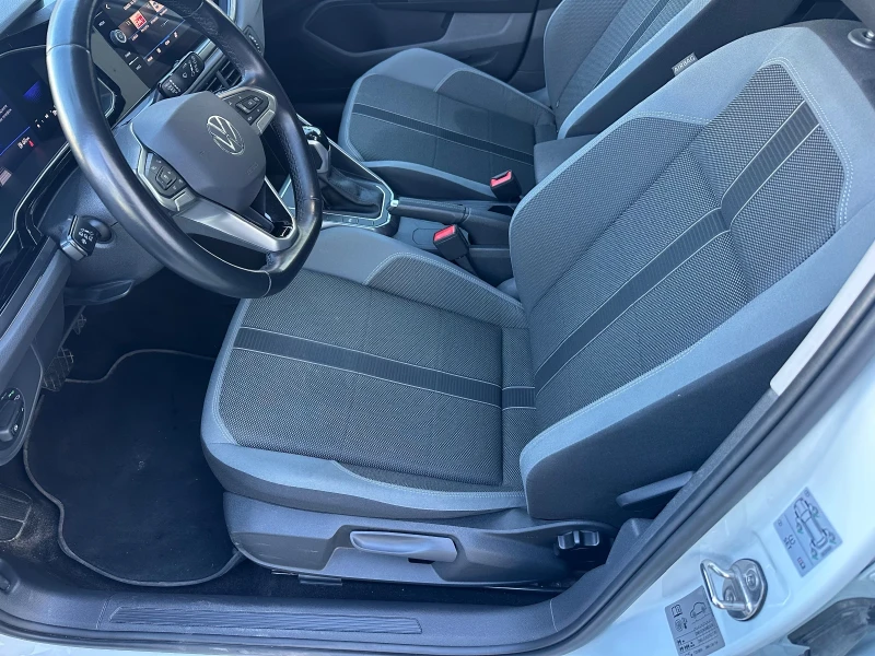 VW Polo Автоматик Гаранция до 2028, снимка 11 - Автомобили и джипове - 52057173