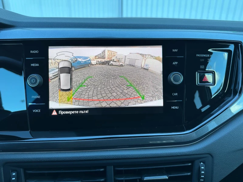 VW Polo Автоматик Гаранция до 2028, снимка 12 - Автомобили и джипове - 52057173