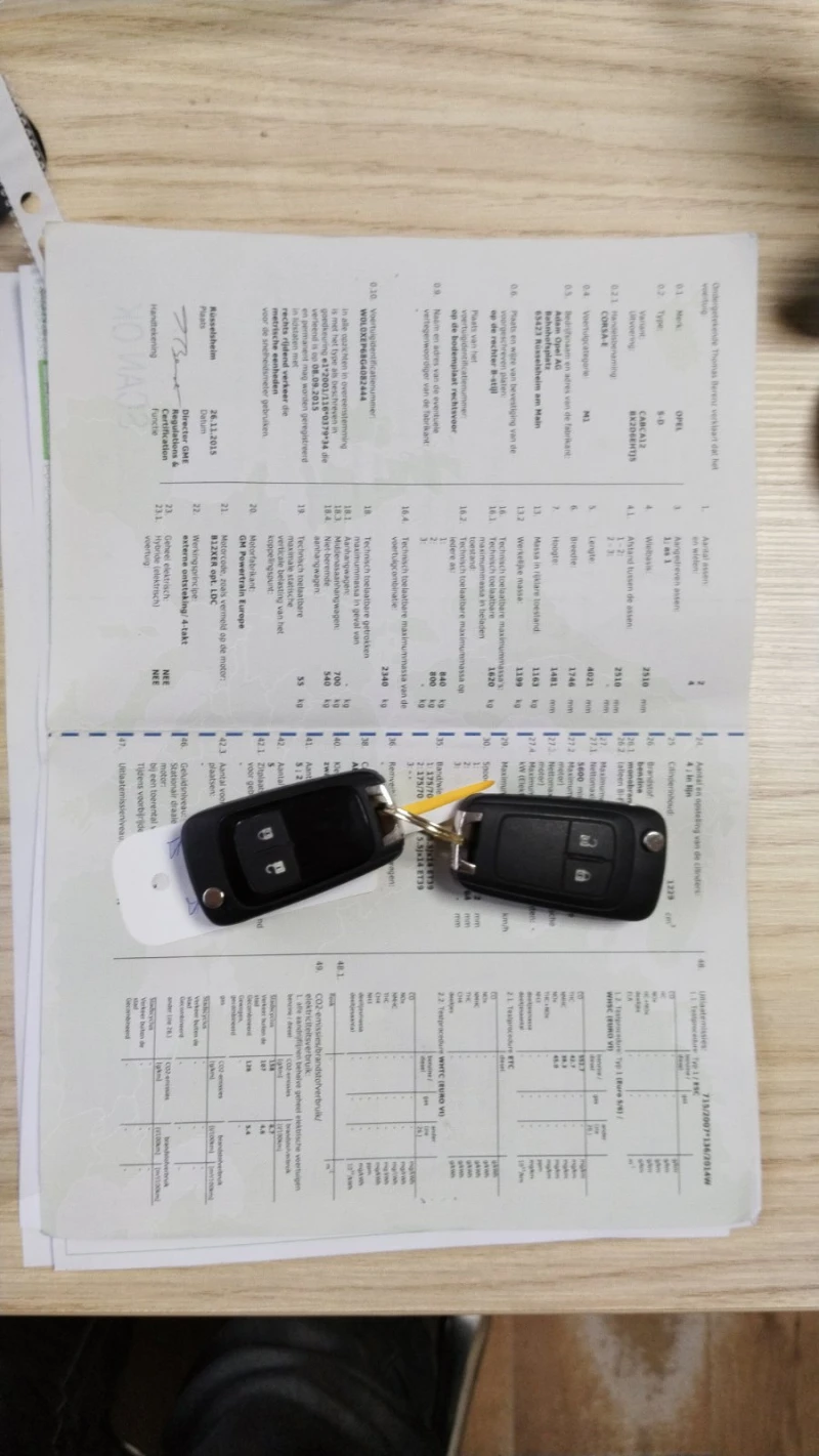 Opel Corsa 1.2 Edition EURO6, снимка 13 - Автомобили и джипове - 52494474