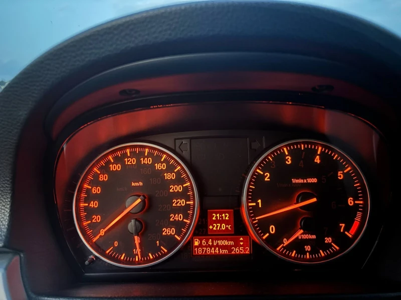 BMW 318, снимка 2 - Автомобили и джипове - 52645947