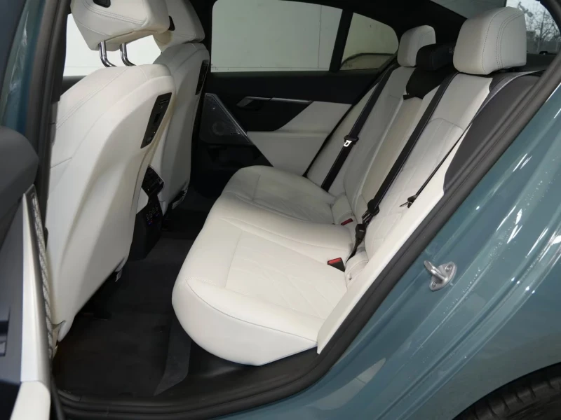 BMW i5 40/394HP/-SPORT/ACC/XDRIVE/360/H&K/HUD/858v, снимка 9 - Автомобили и джипове - 53087707