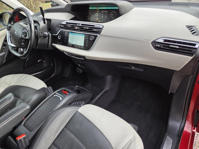 Citroen Grand C4 Picasso 2.0 HDI 180 kc. FACE EXCLUSIVE PANORAMA TV, снимка 8 - Автомобили и джипове - 53101207