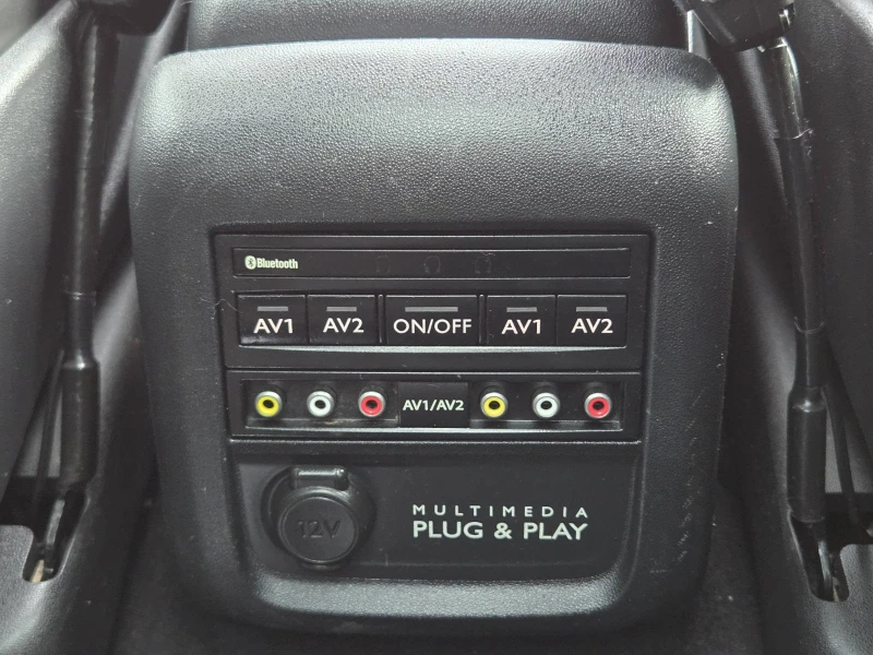 Citroen Grand C4 Picasso 2.0 HDI 180 kc. FACE EXCLUSIVE PANORAMA TV, снимка 15 - Автомобили и джипове - 53101207