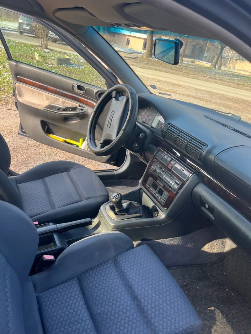 Audi A4 1.8 T / LPG, снимка 6 - Автомобили и джипове - 53155352