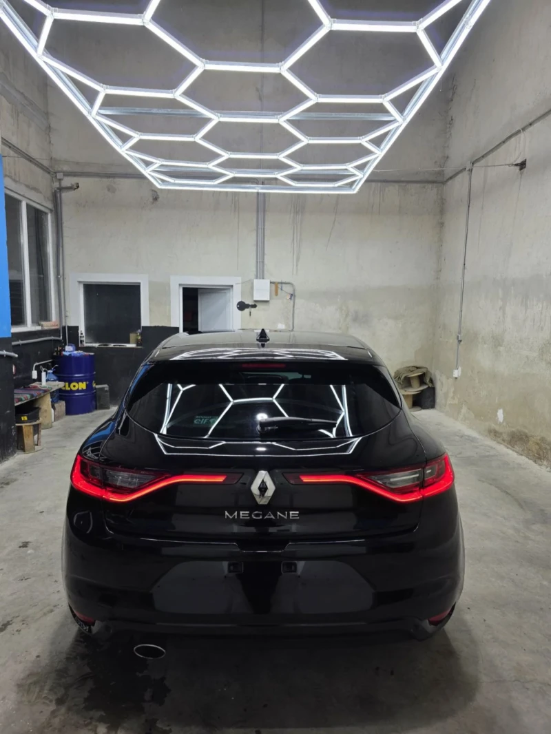 Renault Megane 1.3 R-line, снимка 5 - Автомобили и джипове - 53433986