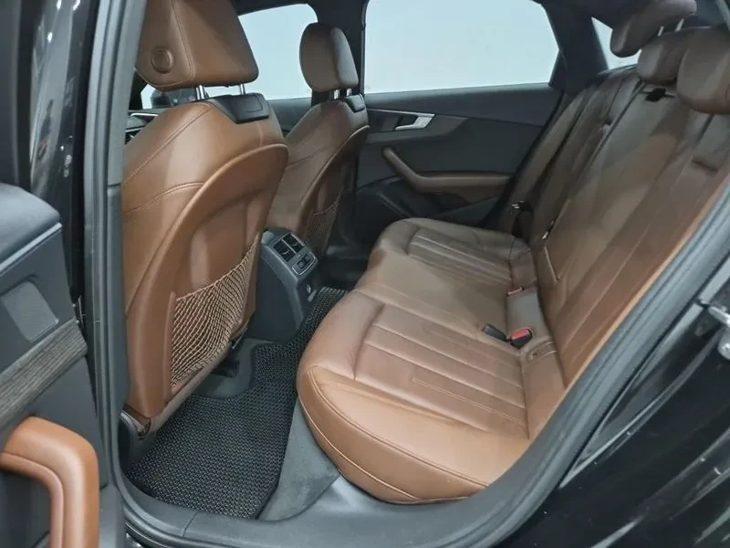 Audi A4 40TFSI PREMIUM, снимка 12 - Автомобили и джипове - 56159557