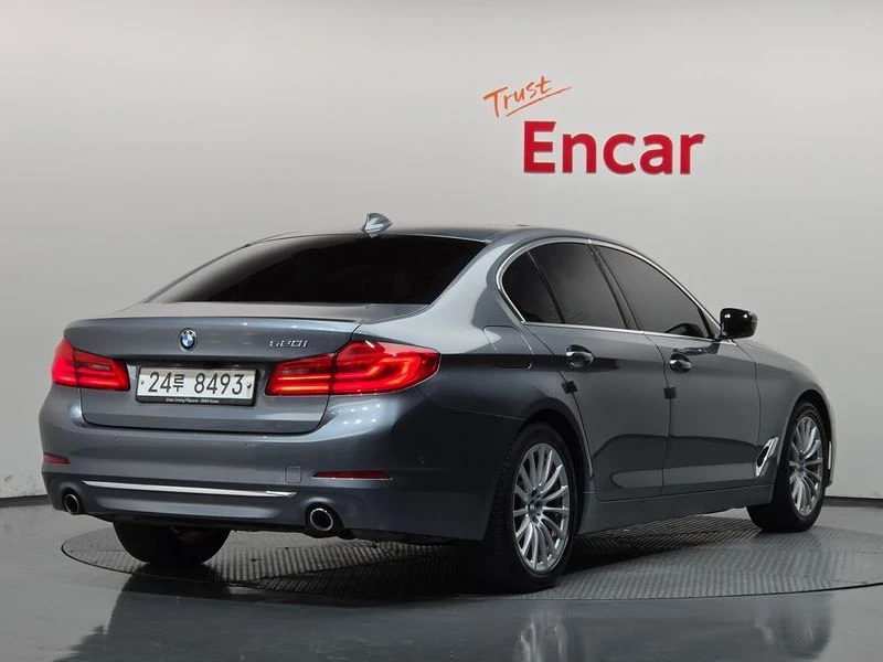 BMW 520 520i Luxury, снимка 2 - Автомобили и джипове - 56417784