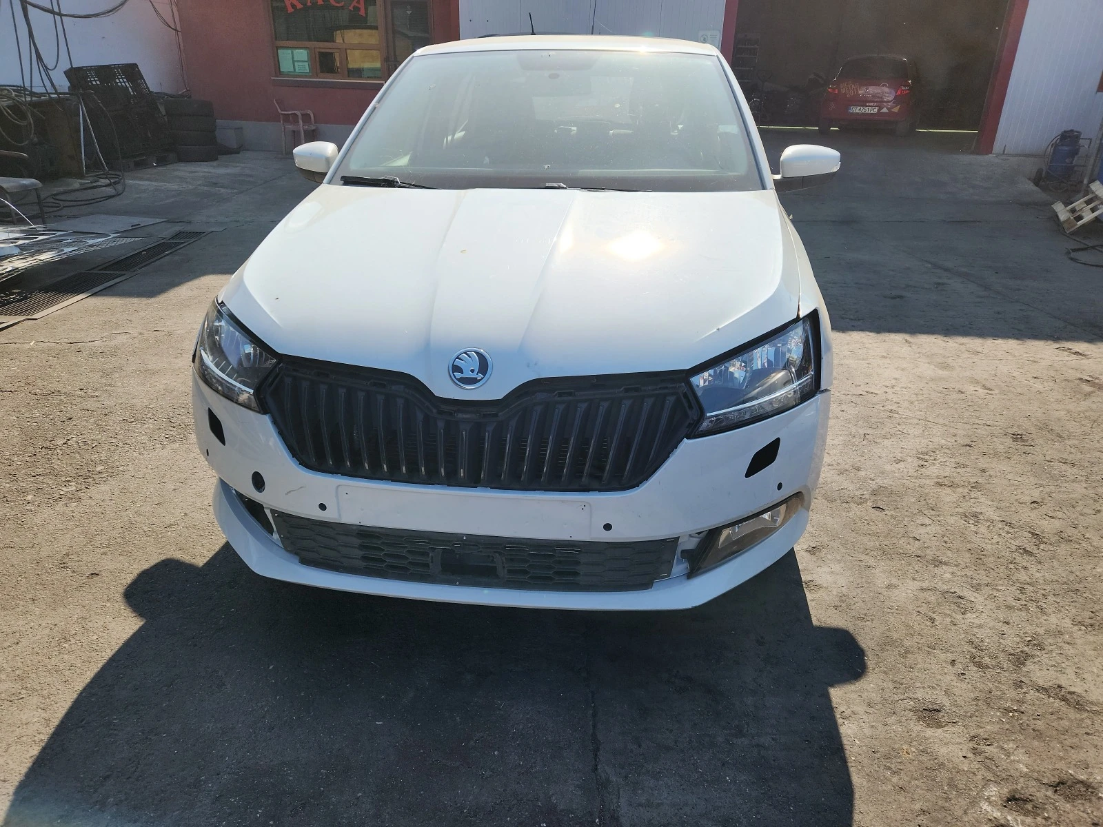 Skoda Fabia 1.0i facelift - изображение 3