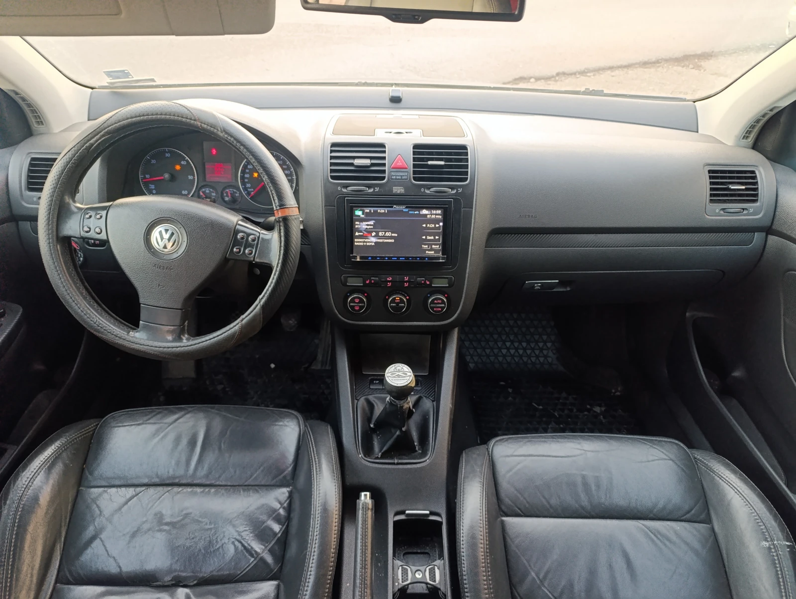 VW Golf 2.0тди BKD 4x4 , снимка 15 - Автомобили и джипове - 53537904