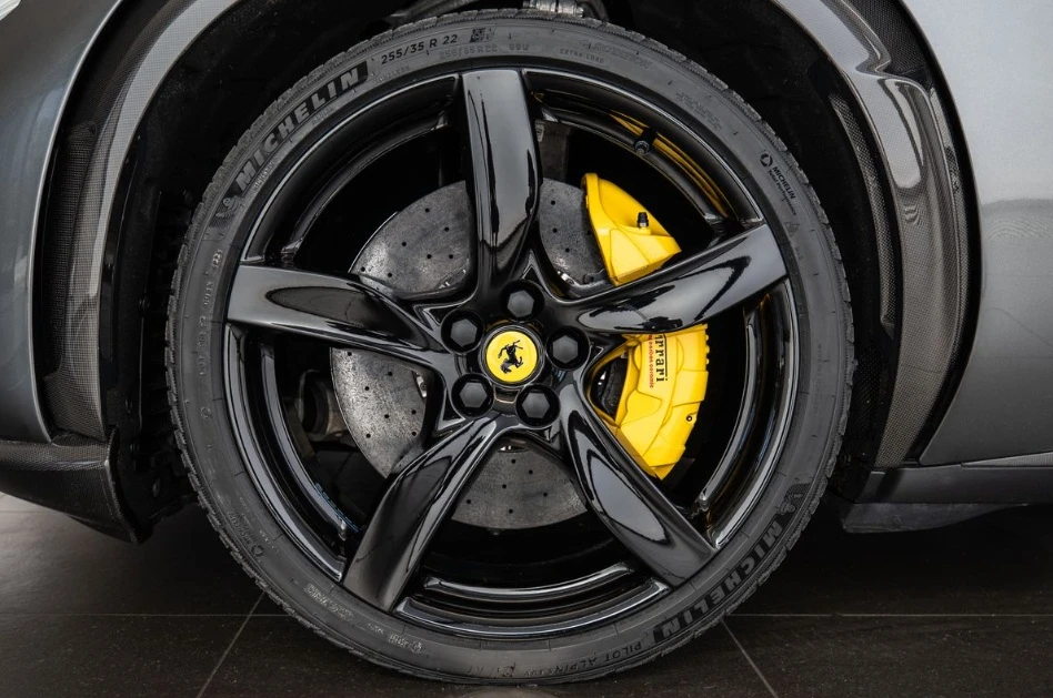 Ferrari Purosangue 6.5 V12 - изображение 6