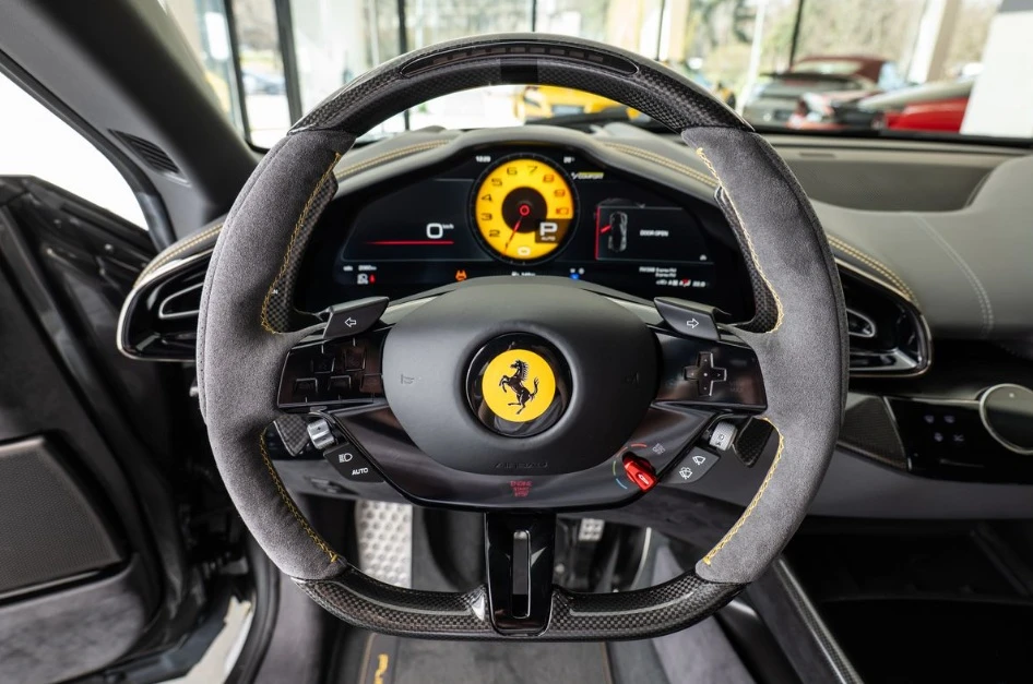 Ferrari Purosangue 6.5 V12 - изображение 8