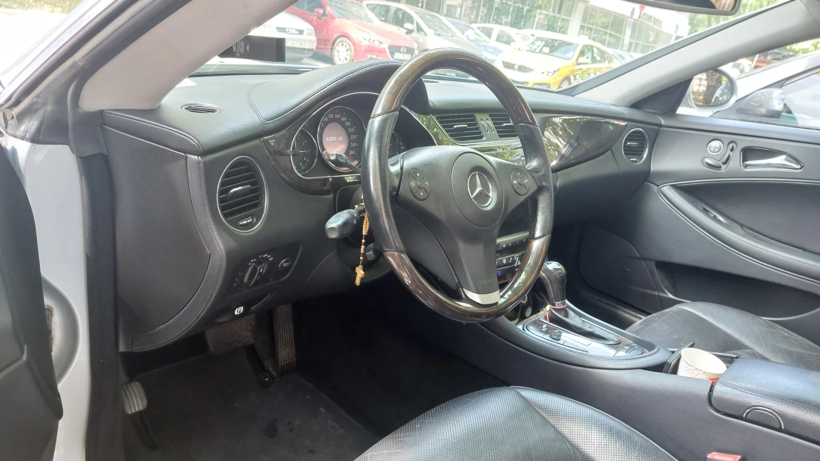 Mercedes-Benz CLS 500  - изображение 9