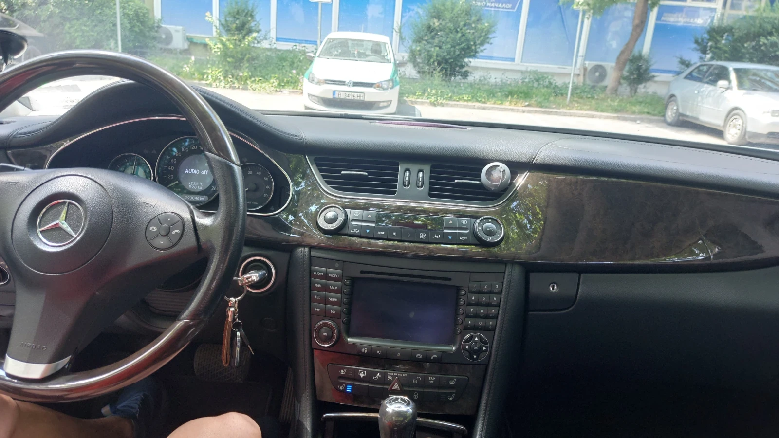 Mercedes-Benz CLS 500  - изображение 6