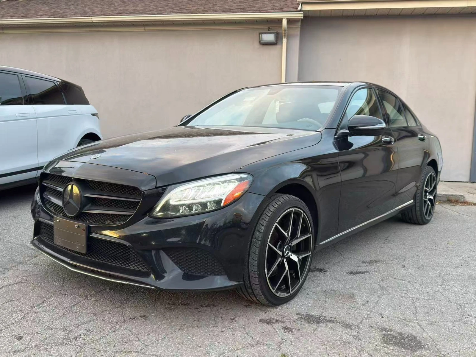 Mercedes-Benz C 300 4MATIC * AMG * PANO * CAMERA * FACELIFT * БЕЗ ЩЕТА - изображение 7