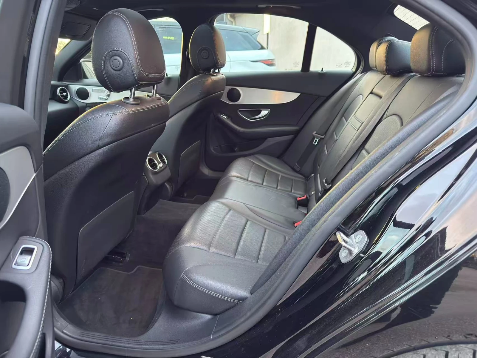 Mercedes-Benz C 300 4MATIC * AMG * PANO * CAMERA * FACELIFT *   | Mobile.bg   15