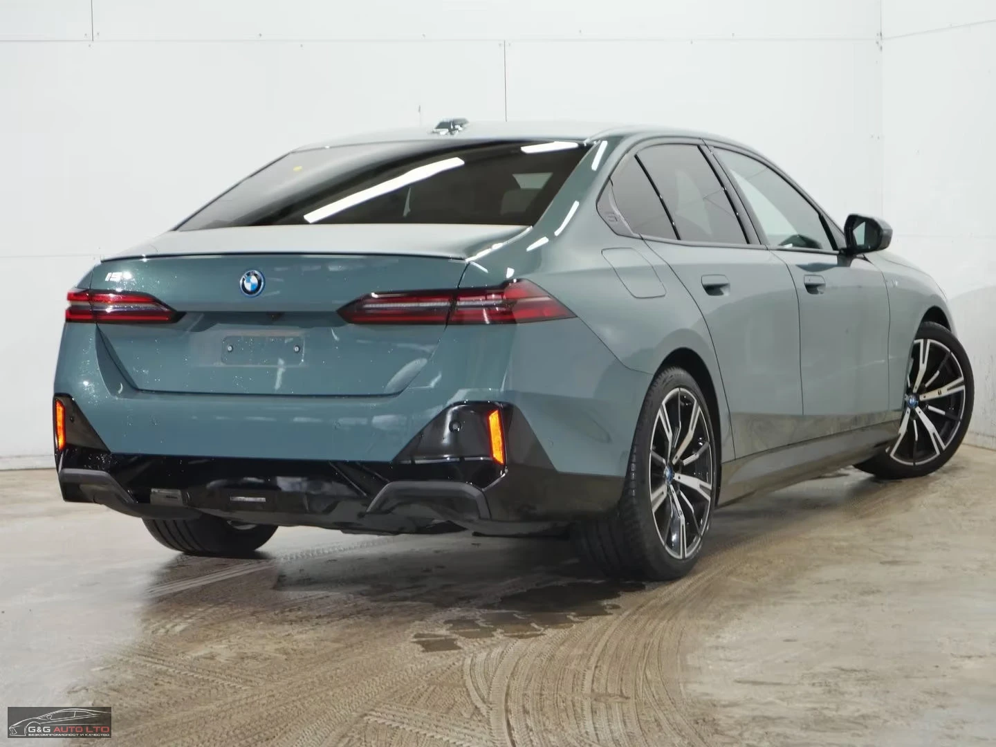 BMW i5 40/394HP/-SPORT/ACC/XDRIVE/360/H&K/HUD/858v - изображение 5