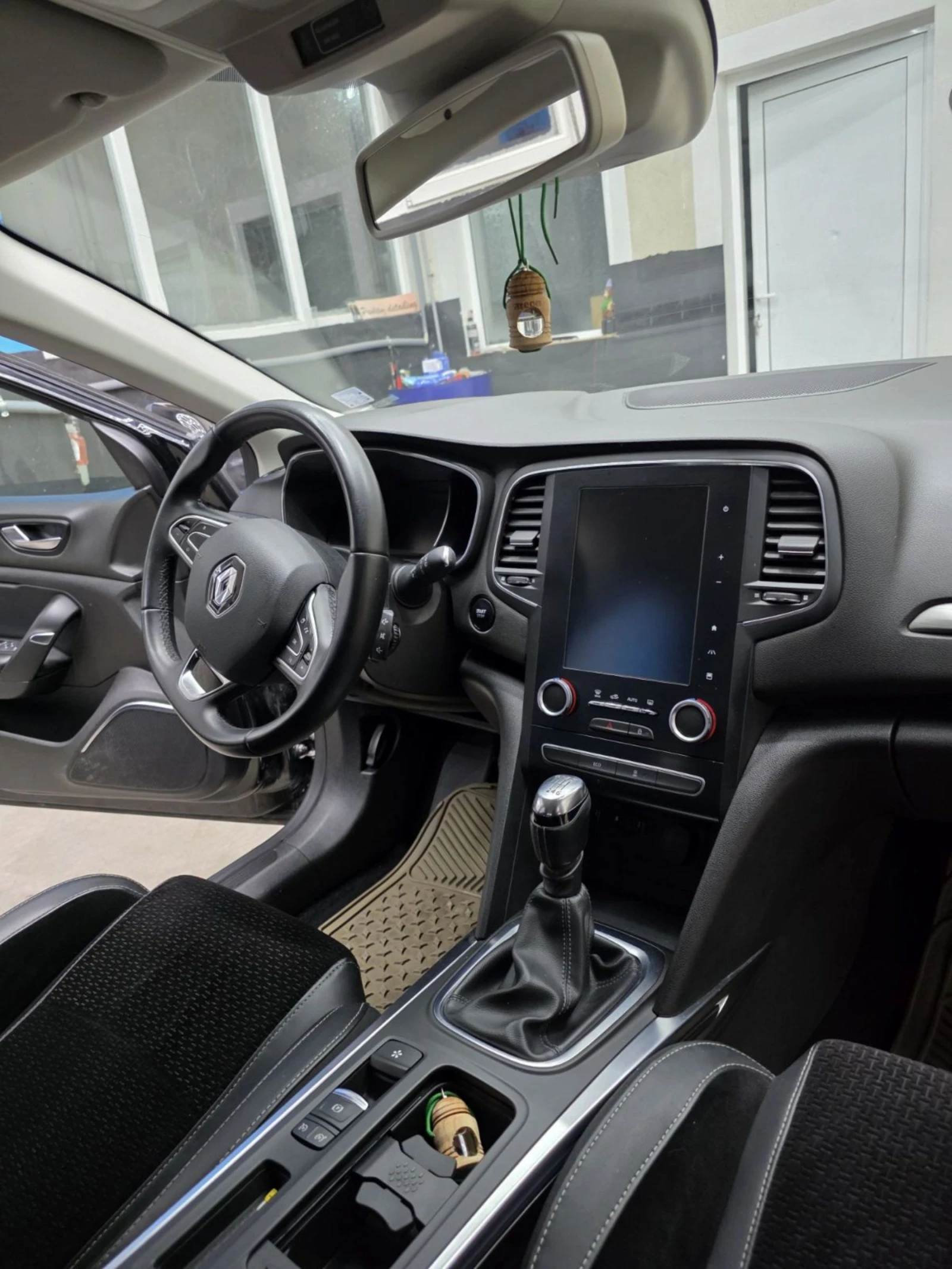 Renault Megane 1.3 R-line - изображение 10