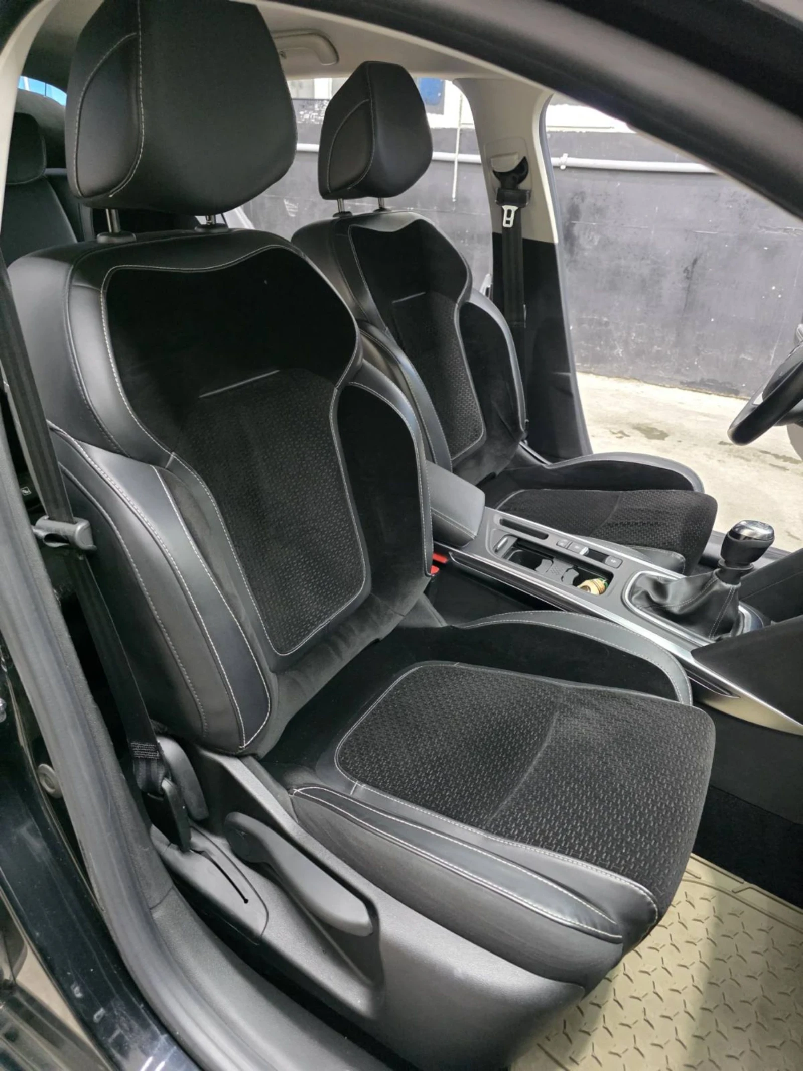 Renault Megane 1.3 R-line | Mobile.bg � ����������� 15