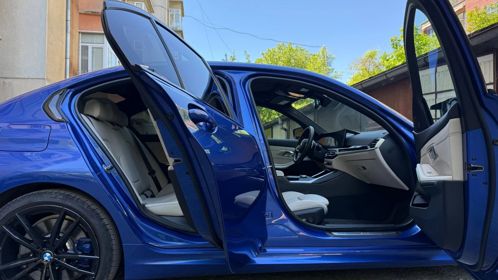 BMW 340 M  X-Drive 388 hp, снимка 17 - Автомобили и джипове - 54323215