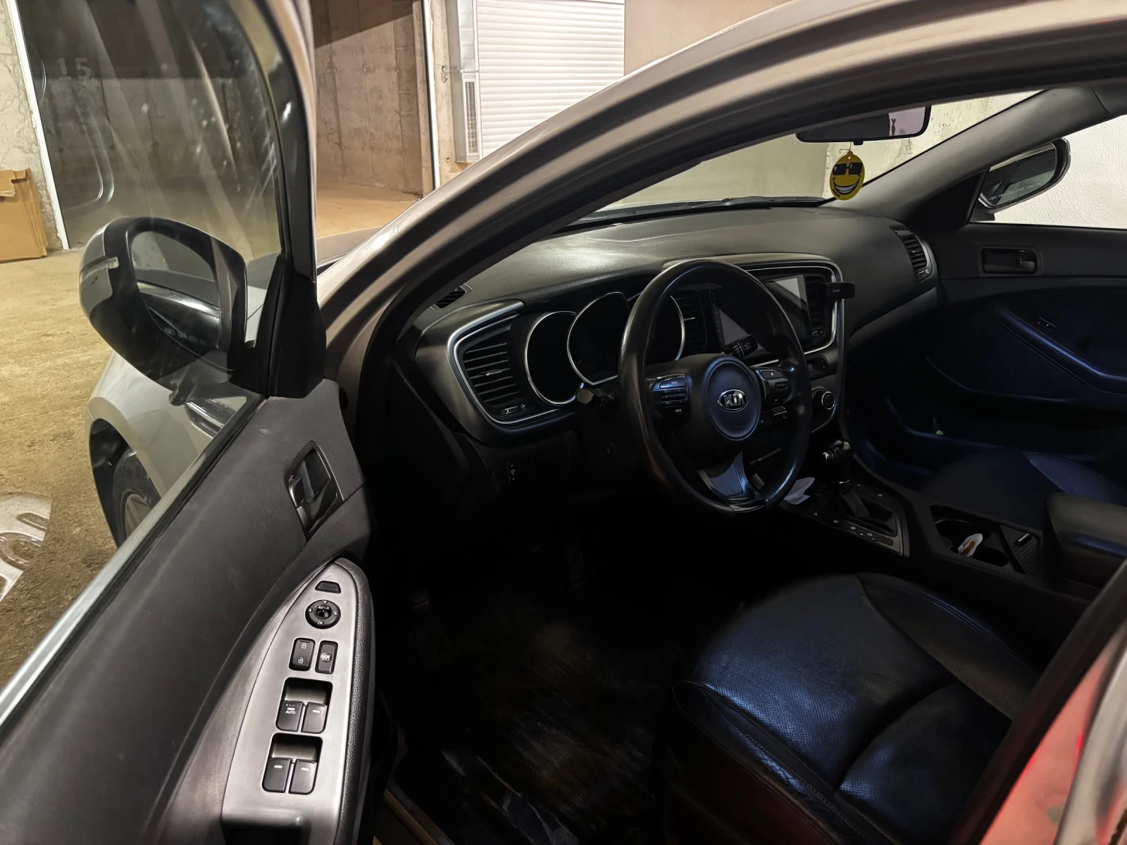 Kia K5, снимка 8 - Автомобили и джипове - 54922370