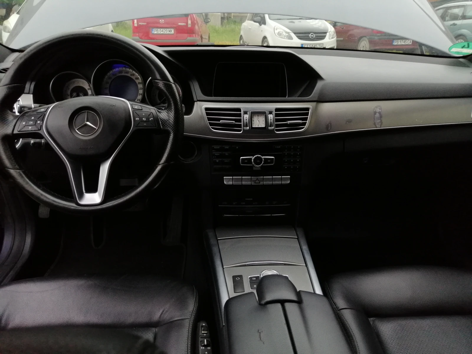 Mercedes-Benz E 200 2.2, снимка 9 - Автомобили и джипове - 54948648