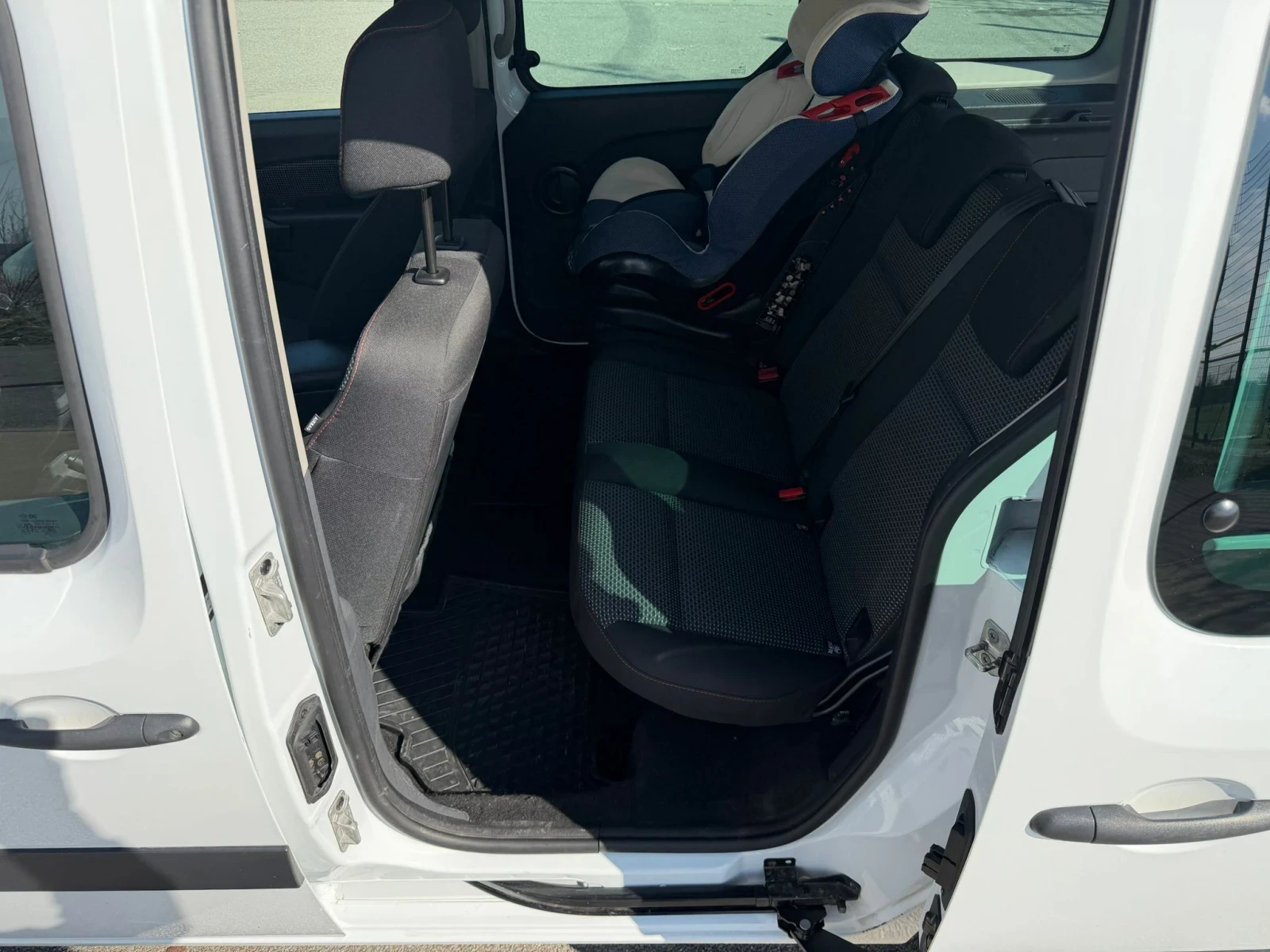 Mercedes-Benz Citan 111 cdi, снимка 10 - Автомобили и джипове - 55380261