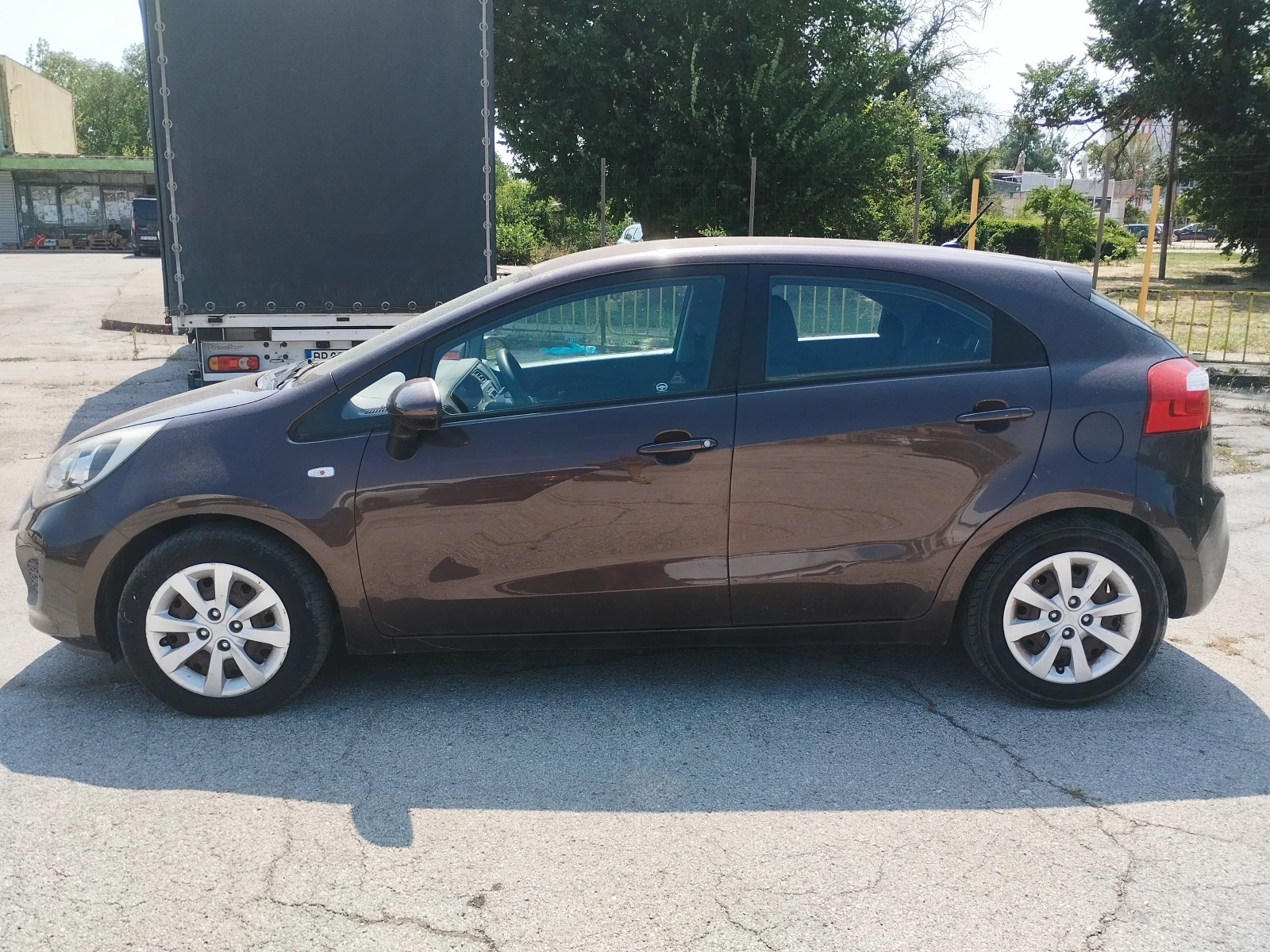 Kia Rio 1.25 ГАЗ-БЕНЗИН, снимка 6 - Автомобили и джипове - 55601783