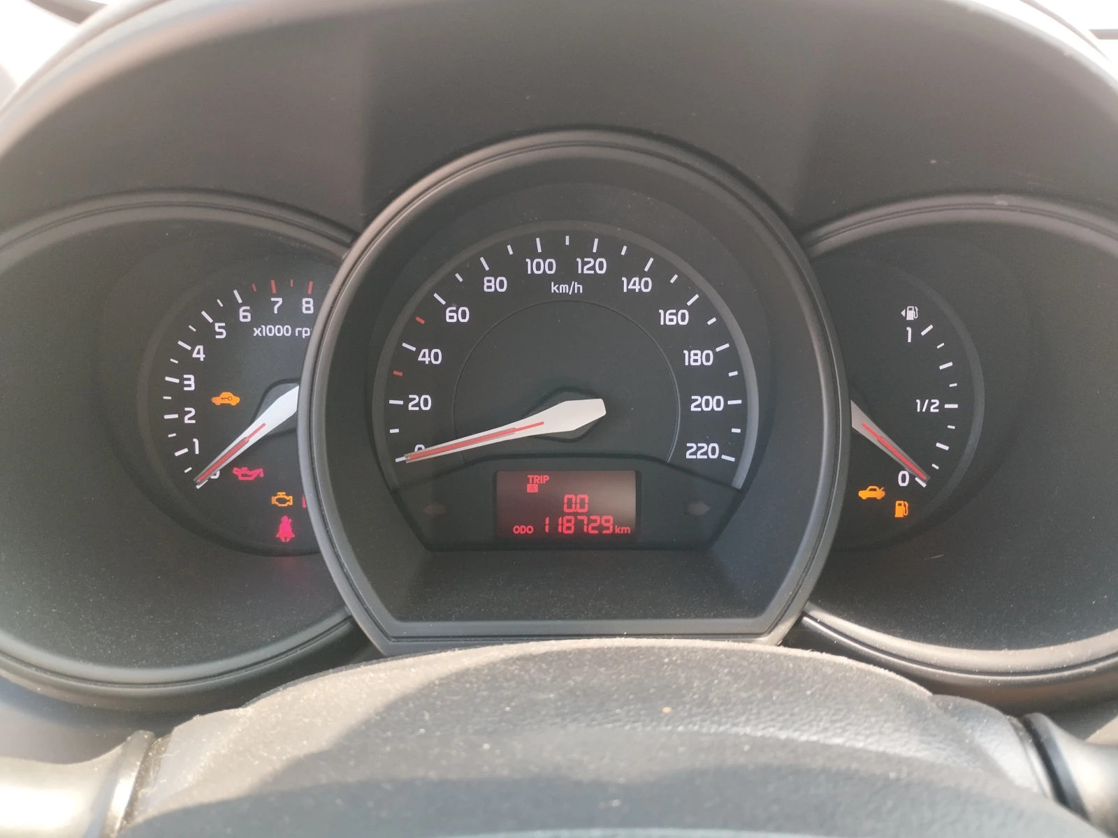 Kia Rio 1.25 ГАЗ-БЕНЗИН, снимка 15 - Автомобили и джипове - 55601783