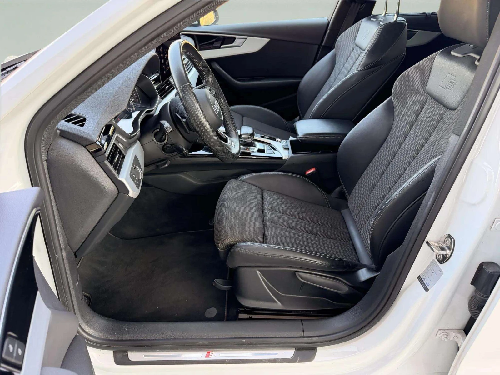 Audi A4 Avant S Line 40 TFSI G-tron, снимка 6 - Автомобили и джипове - 55802838