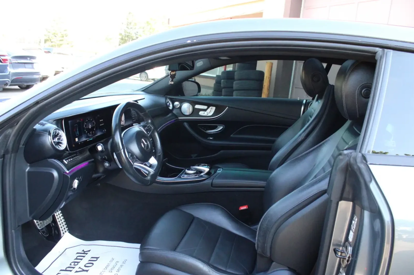 Mercedes-Benz E 400, снимка 9 - Автомобили и джипове - 55804367