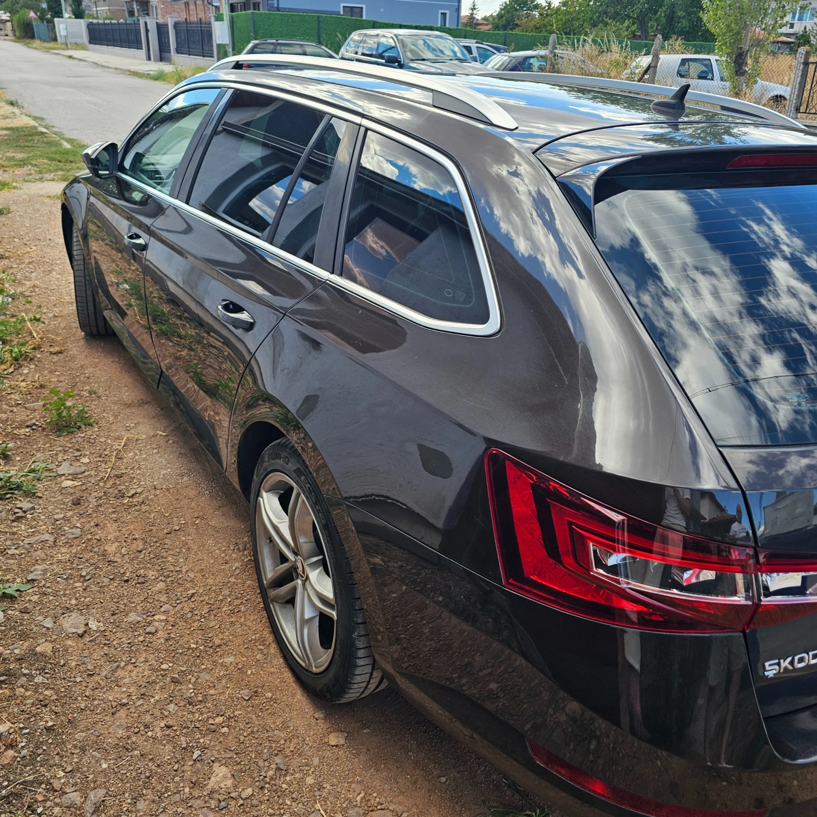 Skoda Superb, снимка 5 - Автомобили и джипове - 55952639