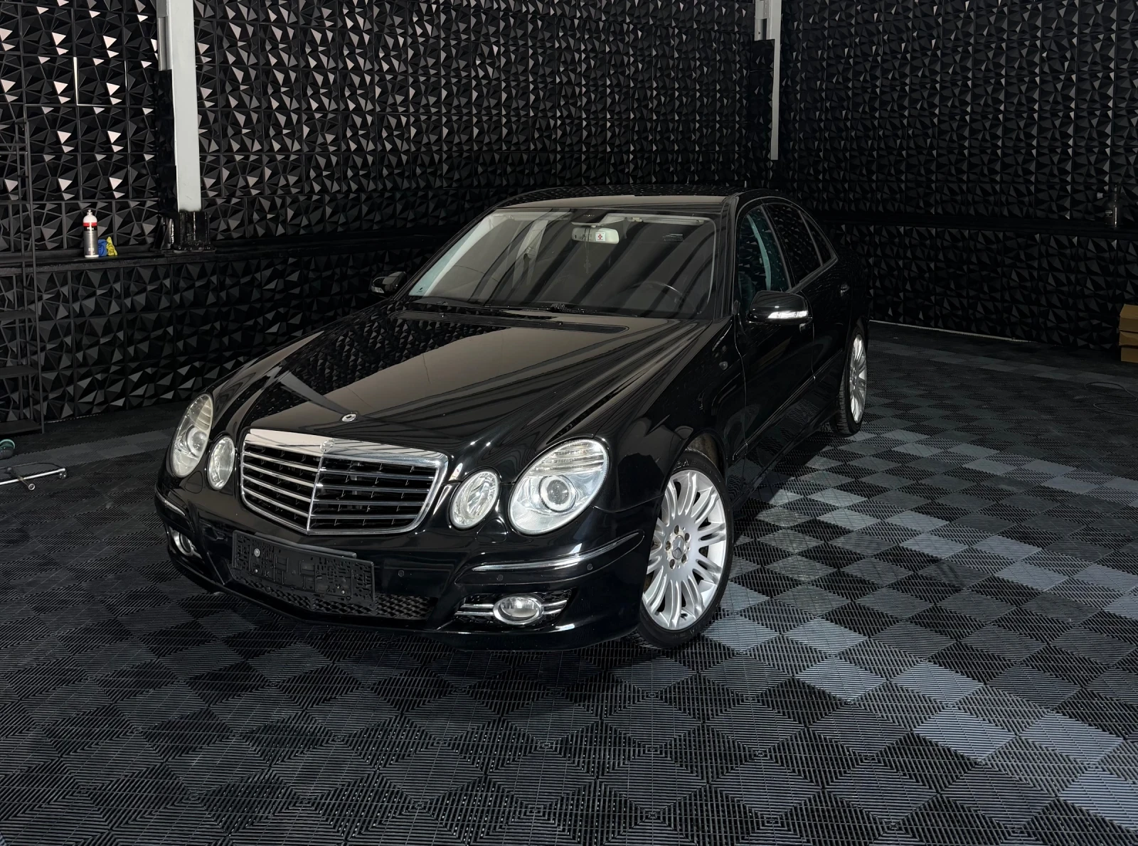 Mercedes-Benz E 320
