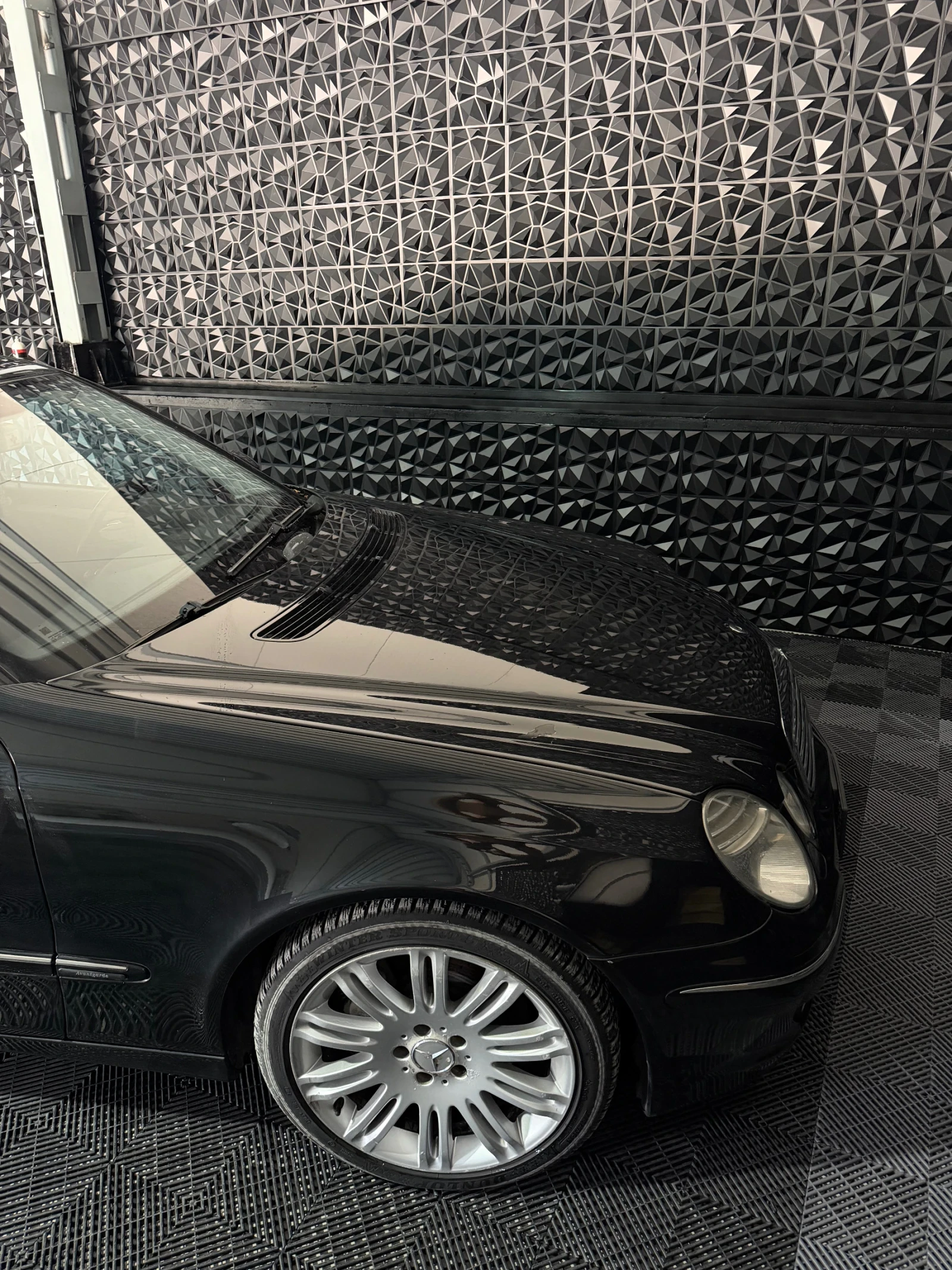 Mercedes-Benz E 320, снимка 8 - Автомобили и джипове - 55955878