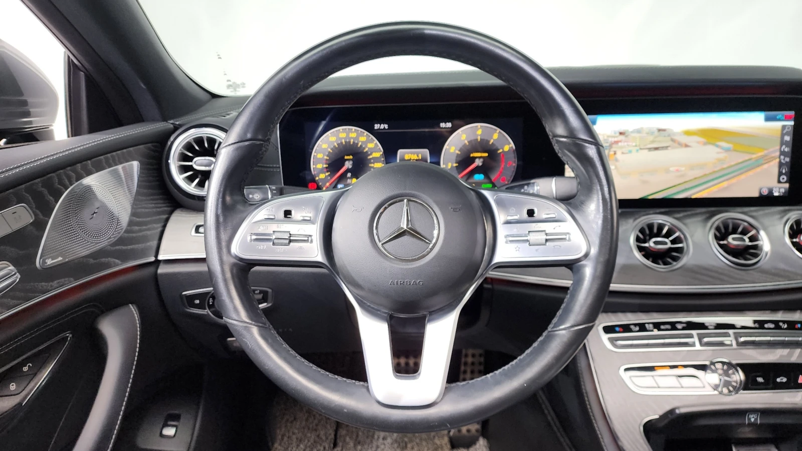 Mercedes-Benz CLS 450 4MATIC AMG Line* FULL* ONE OWNER* ACCIDENT FREE*  , снимка 13 - Автомобили и джипове - 56003880
