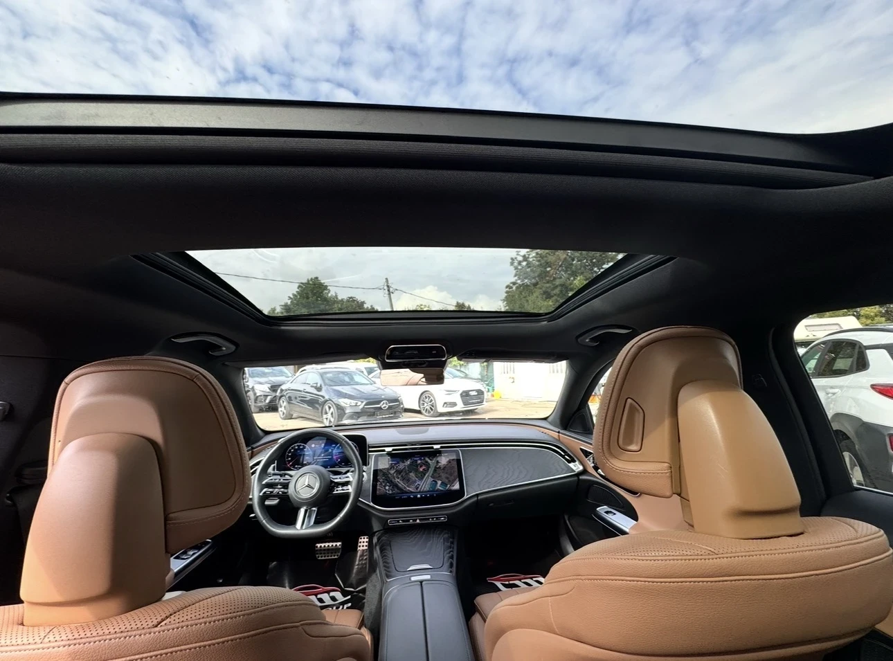 Mercedes-Benz E 220 AMG/MILD HYBRID/DISTRONIK/��������/360 ������ | Mobile.bg � ����������� 11