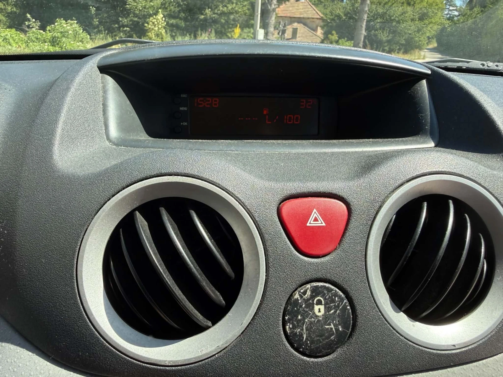 Citroen C3, снимка 6 - Автомобили и джипове - 56443945