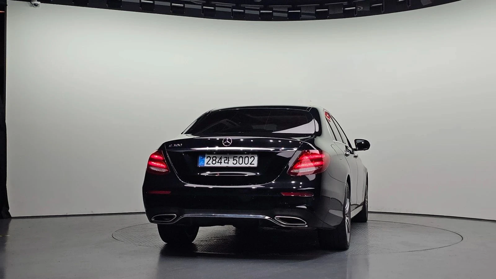 Mercedes-Benz E 300 | Mobile.bg � ����������� 4